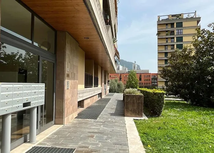 La Piazzetta - Affitti Brevi Italia Lecco