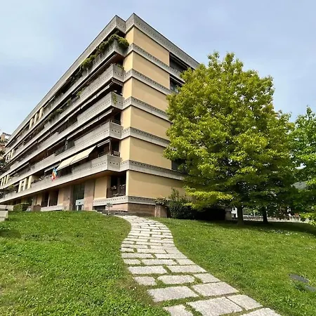 La Piazzetta - Affitti Brevi Italia Lecco