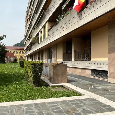 Apartment La Piazzetta - Affitti Brevi Italia Lecco